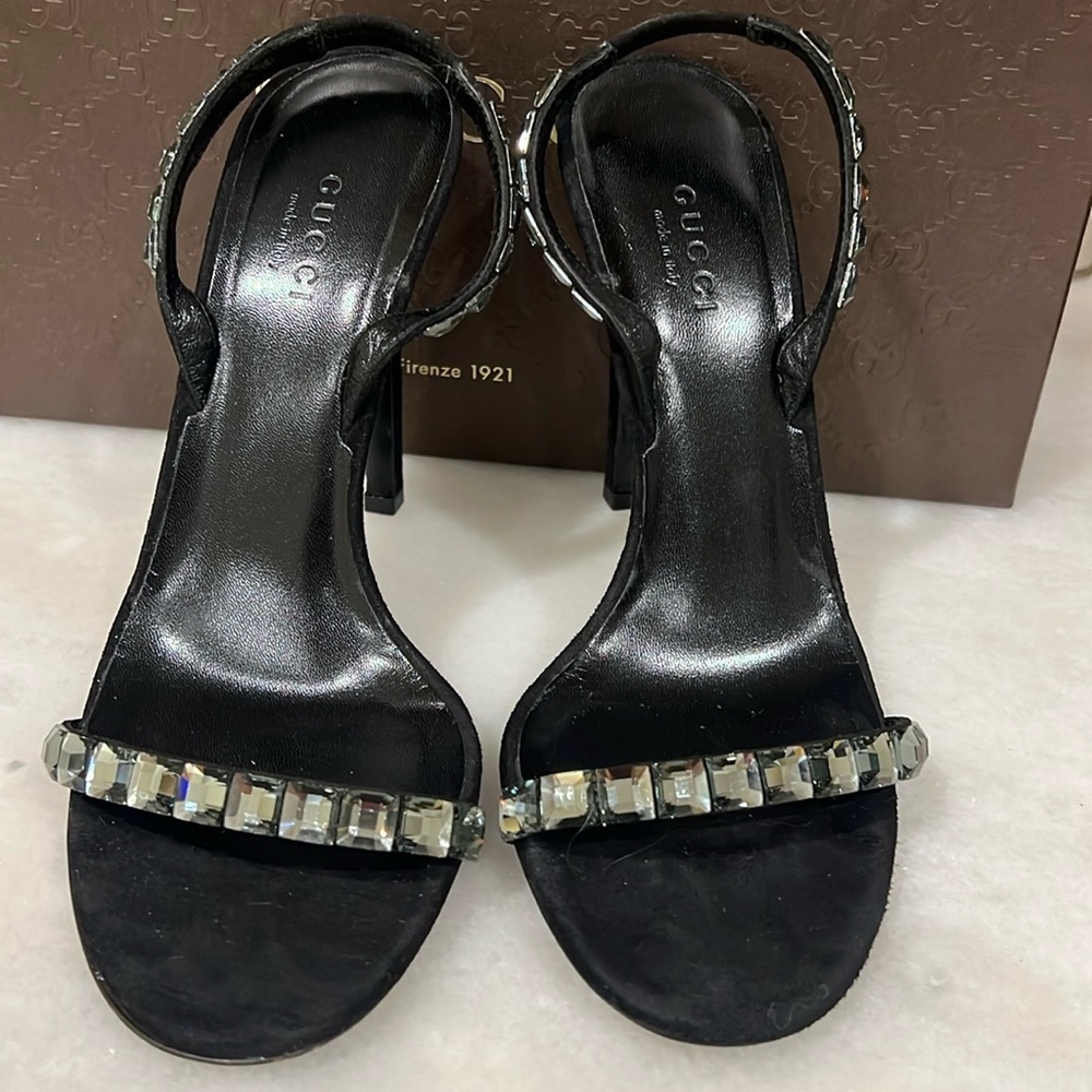 Gucci Mallory Crystal Suede Sandals - black